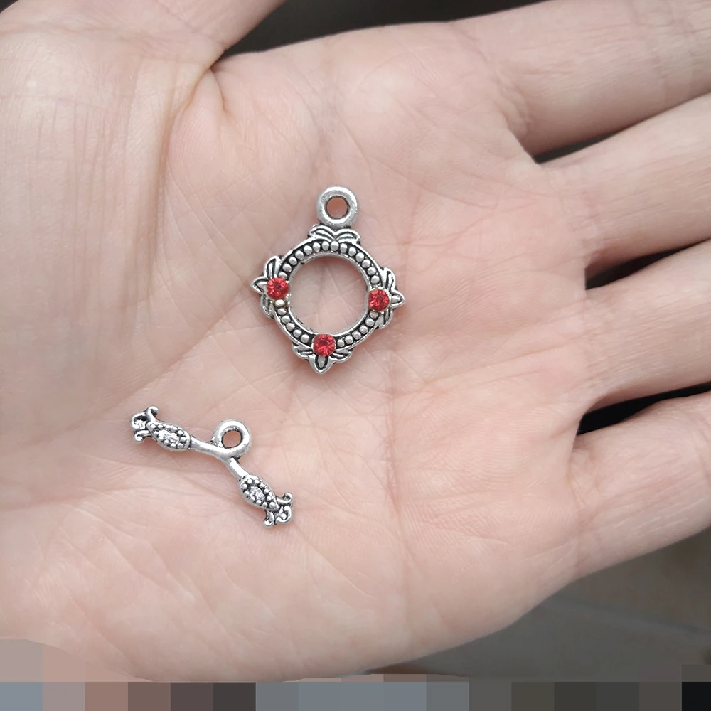 لتقوم بها بنفسك صنع المجوهرات اكسسوارات المشبك السنانير لتقوم بها بنفسك 30 مجموعات الإبداع الحرف أساور القلائد سحر ربط أوراق الفضة بالجملة #4