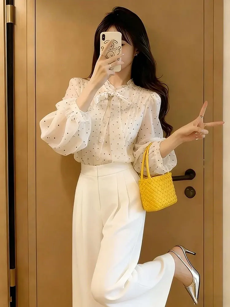 

Elegant White Polka Dot Long Sleeve Shirt Women's Fashionable Unique Beautiful Spring 2026 Luxury Style Loose Fit Gingham
