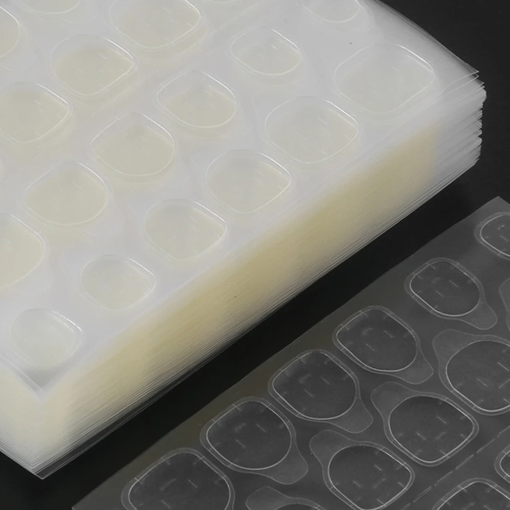 غراء أظافر مقاوم للماء والاهتراء ، لاصق تزيين أظافر غير مرئي ، مواد عالية الجودة ، مقاس مناسب ، ليس من السهل السقوط