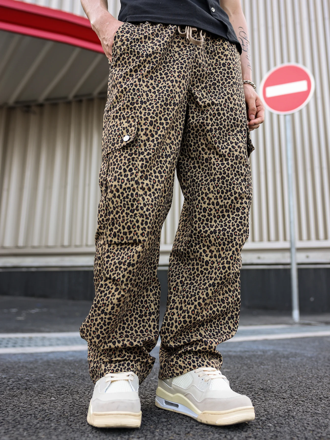 2025 Spring and Autumn American Trendy Fashion Leopard Pattern Spot Casual Work Pants Loose Drop Pants