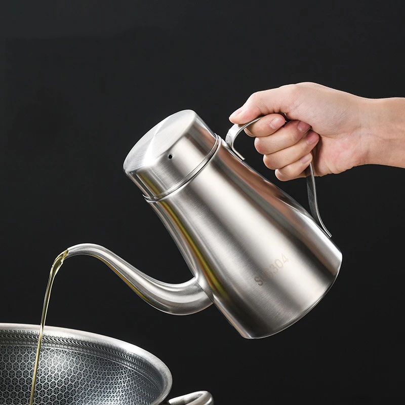 304 Stainless Steel Oil Pot Kitchen Oil Bottle Oil Tank Pot Household Edible Oil Pot Large Oil Tank Oil Pot Pouring Oil Bottle