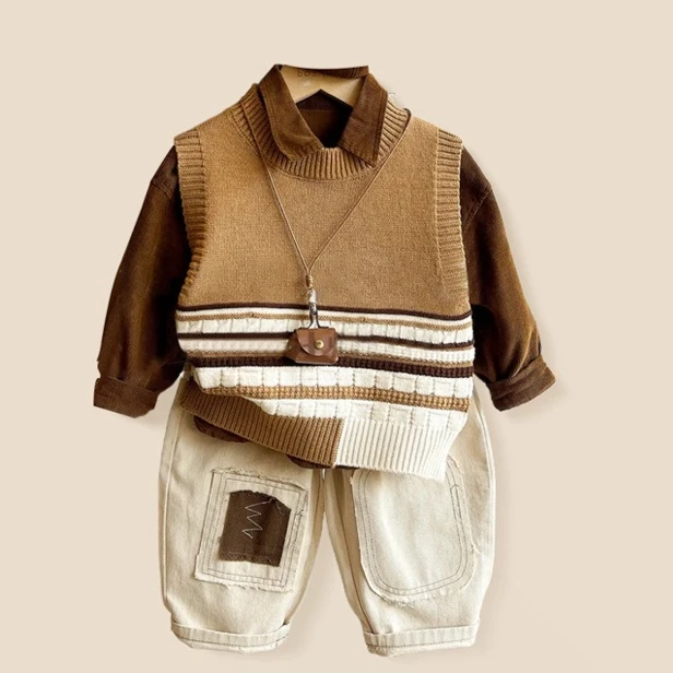 

Childrens Spring Autumn 2025 New Vest Korean Fashionable Casual Daily Striped Knitted Sleeveless Outerwear Boys All-match