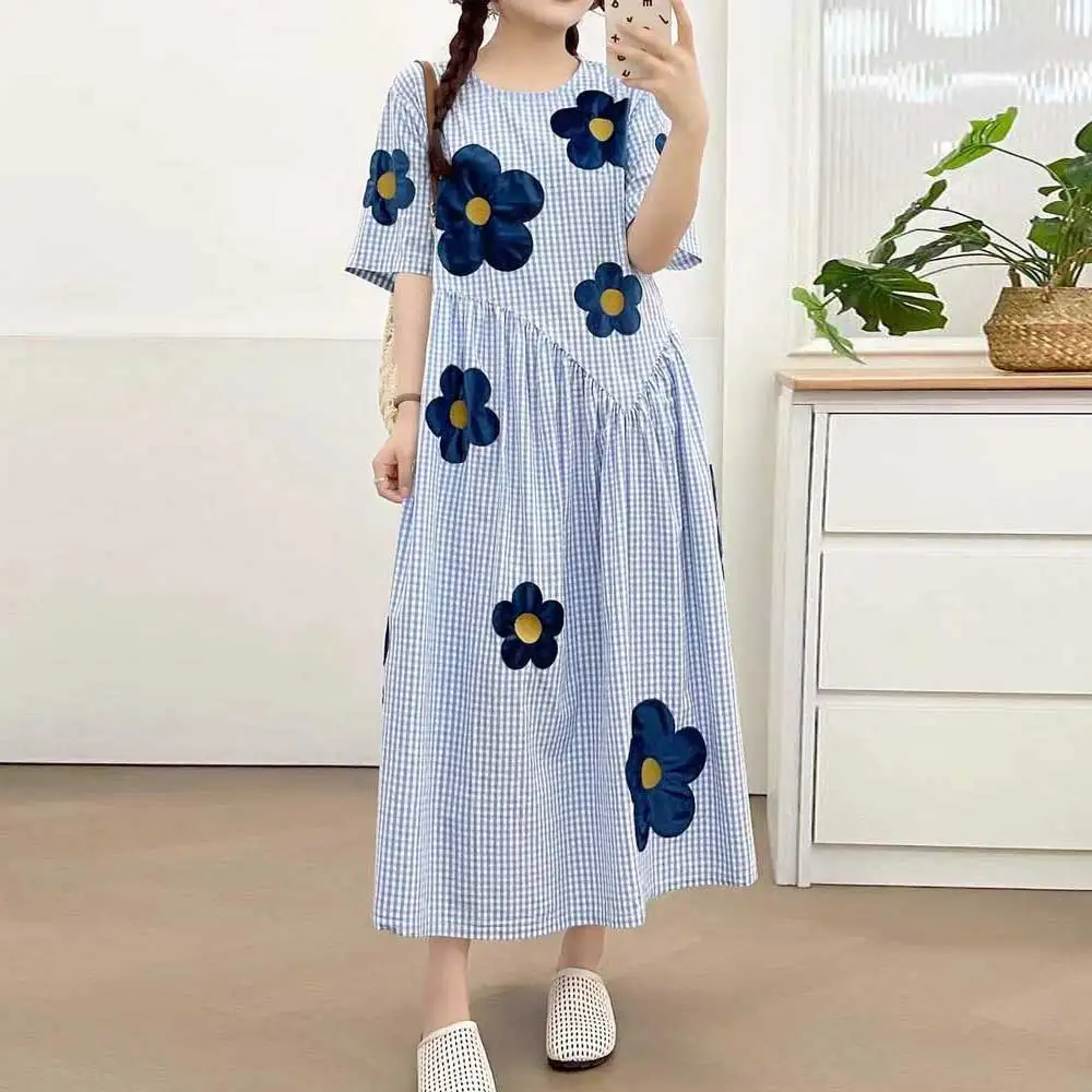 

Japanese Sweet Mori Girl Flower Embroidery Plaid Pathcwork Cotton Dress Women Summer O-Neck Short Sleeve Casual Midi Dresses