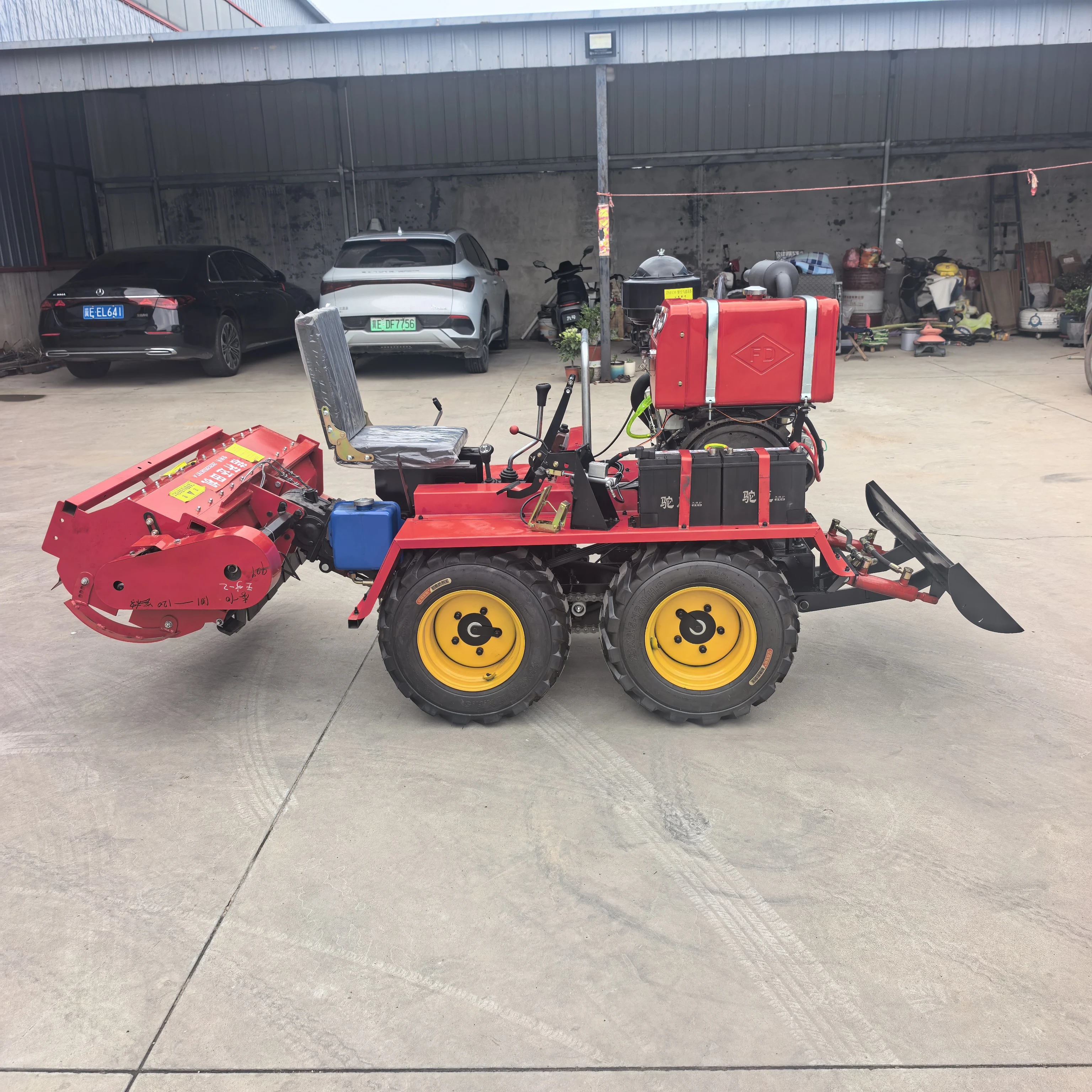 Trator agrícola mini 4x4 com m - Agriculture Farming Tractor avaliação e preço