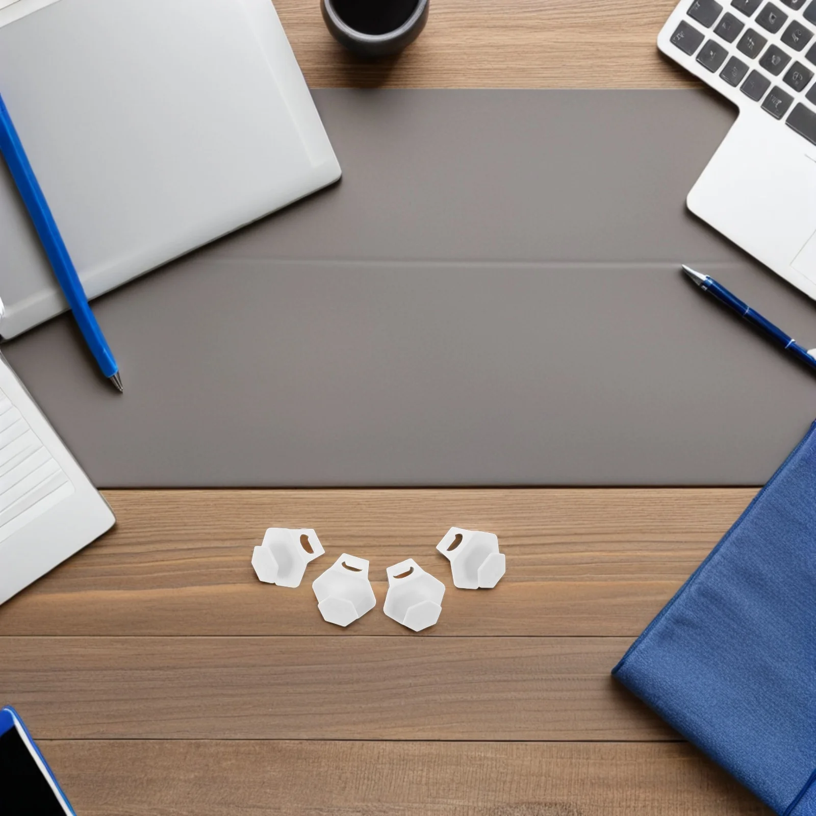 

16Pcs Plastic Hanger Connector Hooks Heavy Duty Clothes Hangers Non-Slip Closet Organizer Space Saving Extension for Pants