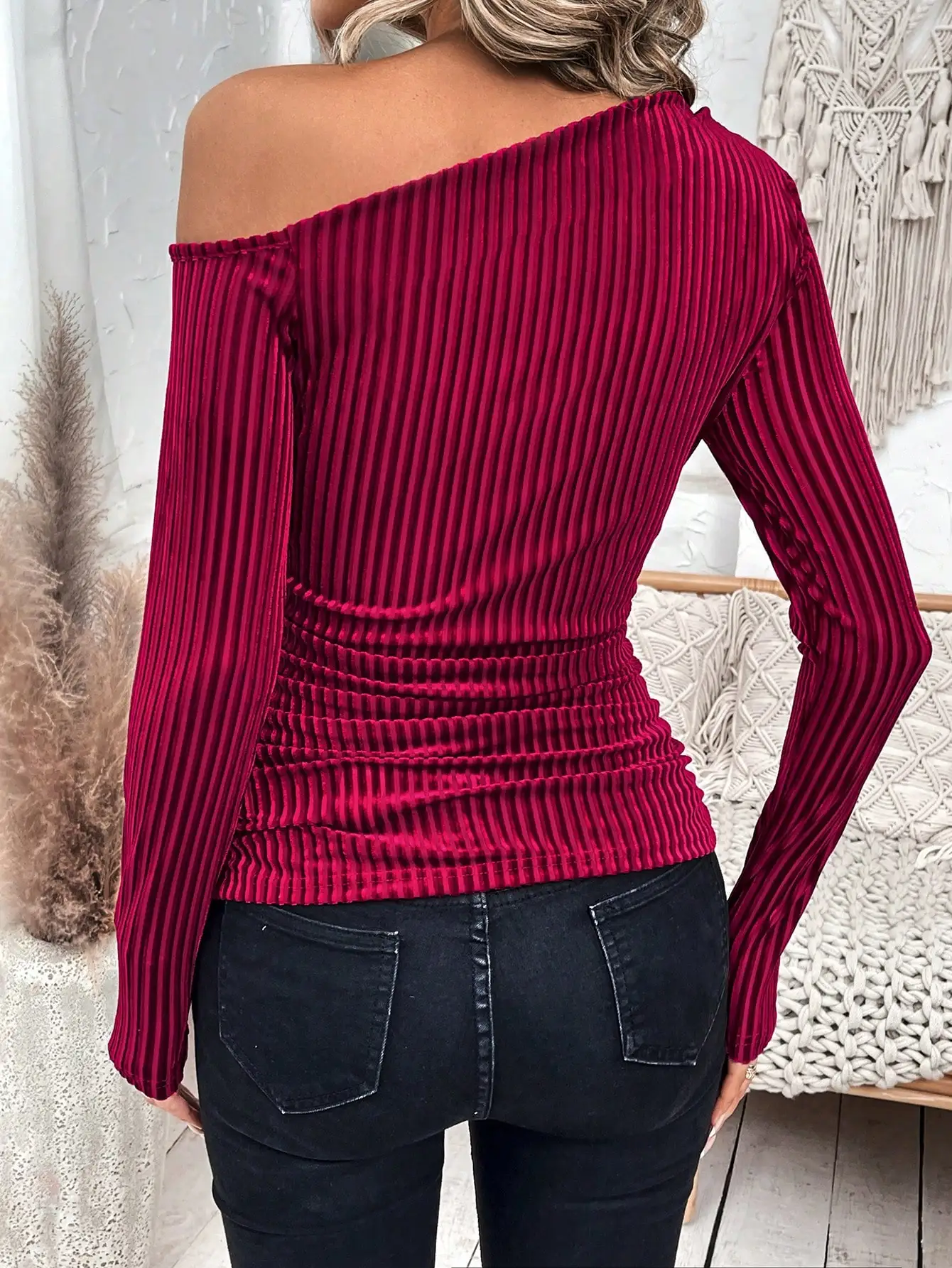 2024 New Fashion Women\'s T-shirt Long Slim Fit, Elegant Slant Shoulder Collar Red