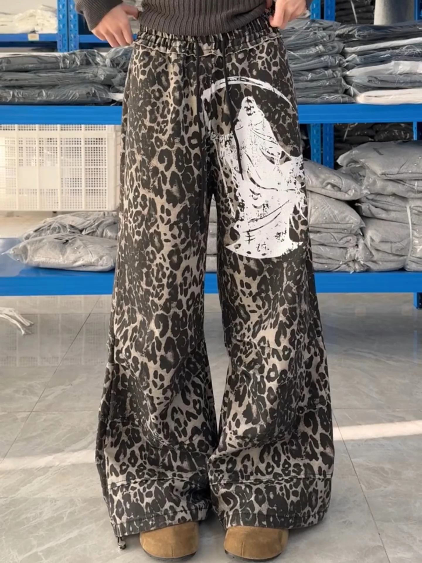 

American Vibe Large Size Street Style Leopard Print Casual Pants High Waist Wide Leg Jeans for Men And Women Casual Leisure T...