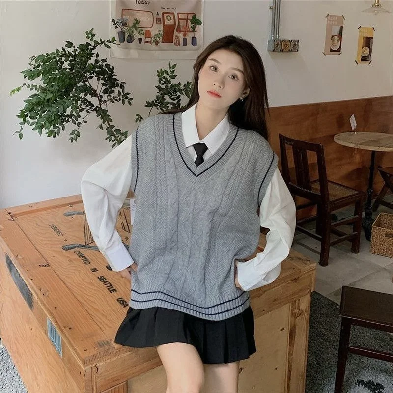 Sweater Vest Women Preppy Knitwear V-neck Loose Japanese JK All-match Retro Gentle Jumpers Sweet Girls Soft Sleeveless Sweaters