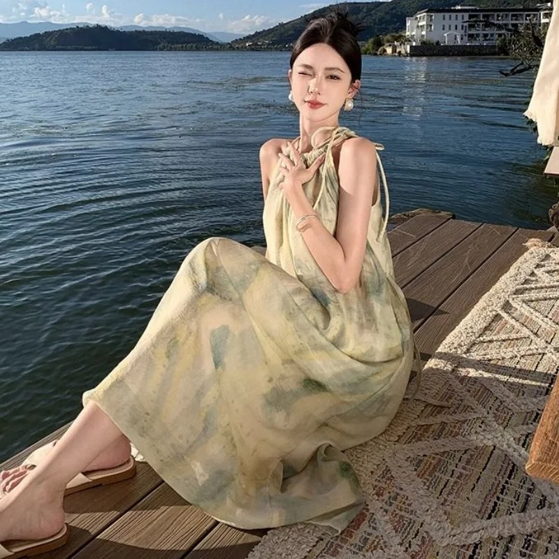 Damen Neckholder-Maxikleid: Grünes Farbverlauf-Kleid, Locker Geschnitten, Sommerliches Urlaubskleid im Lässigen Stil