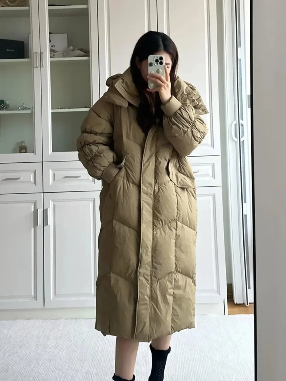 White Duck Down Jacket Women 2024 New Winter Long High Street Solid Thick Warm Female Loose Coat White Belt Ladies Outerwear