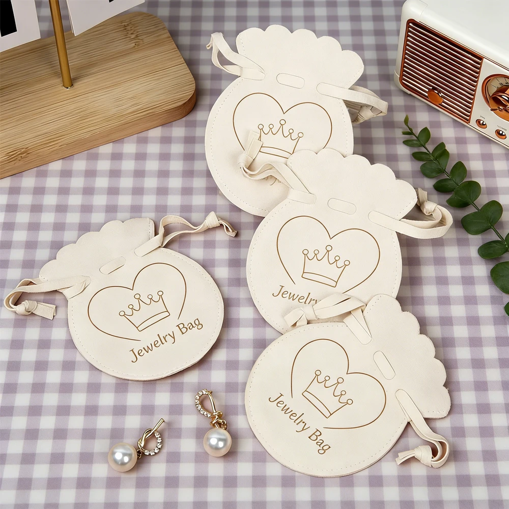 

100Pcs Customed Logo Cream Jewelry Microfiber Snap Bag Baby Shower Gift Organizer Pouch Earrings Bracelet Necklace Keychain Box