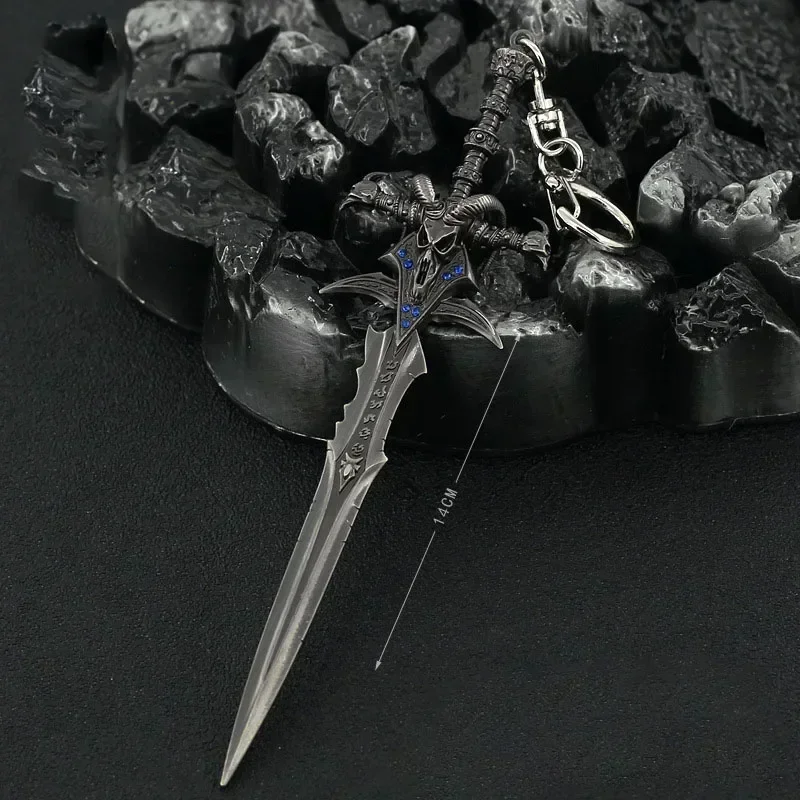 14 cm World of Warcraft Spiel Waffe Lich King Frostmourne Verschiedene Legierung Schwert Schlüsselanhänger Waffensammlung Desktop Weihnachtsgeschenke