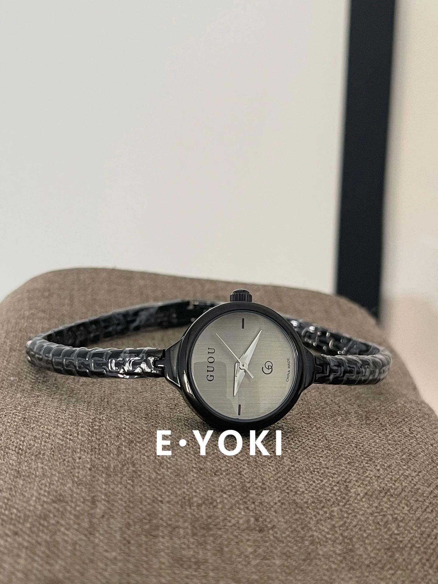 High quality luxury watch black grey round bracelet small exquisite women's watch female fashion quartz watch new women's