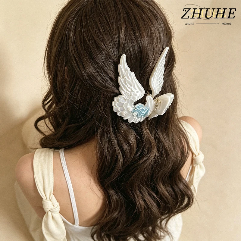 Stylish Wing‑shaped Hair Claw, Jewelry Accessories For Women Men, Copper‑alloy Material, Bright Bow Ornament Hair Grip, Versatil