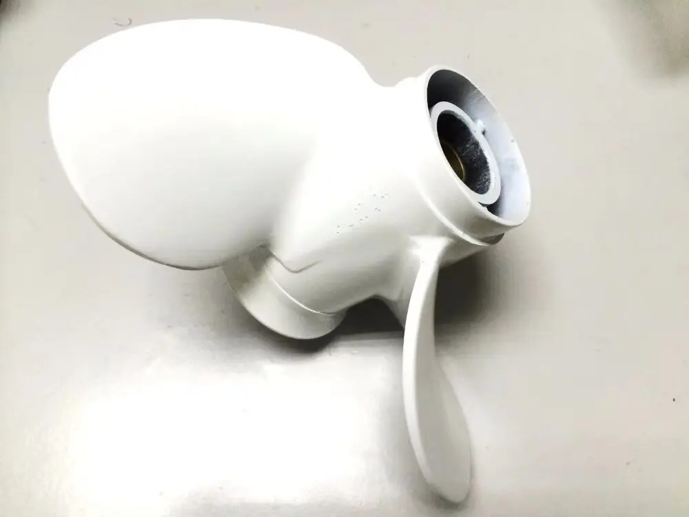 

Boat Engines Propellers 9 1/4X9-J For Yamaha 9.9HP 15HP Outboard Motor 9 1/4 X 9 -J 63V-45945-00-EL 683-45945-00-EL