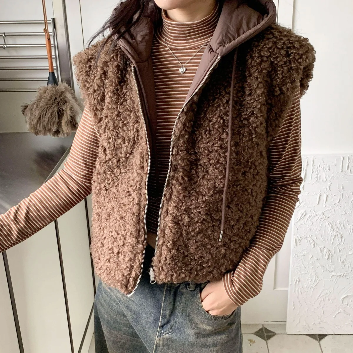 Ladies Chic Lamb Fur Vest Two-Sided Wear Warmth Autumn Winter New Style Commuter Windbreaker No Brand Registered Trademark