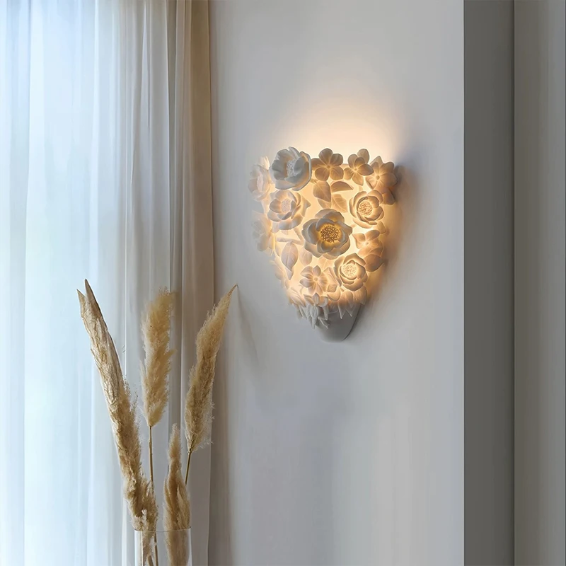 French Style Rose Bouquet Wall Lamps Resin Carved White Flower Lamp LED Modern Warm Aisle Living Room Bedroom Bedside Wall Light