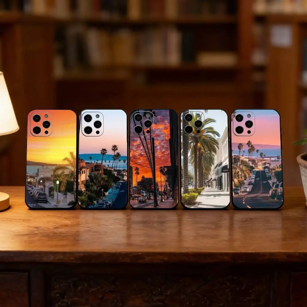 

Travel Los Angeles California Phone Case For iPhone 17, 16,15,14,13,12,11 Plus,Pro Max, Others Soft Black Cover