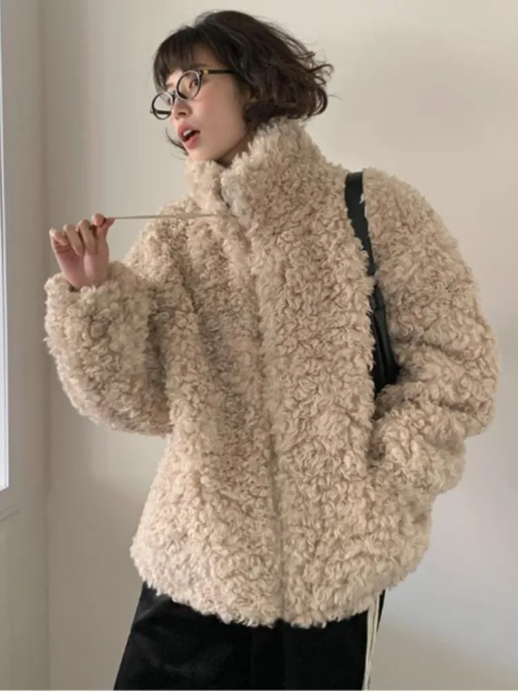 

Thiened Plu Teddy Bear Coat Lamb Fur Collar Loose Winter Jaet Warm ort Sle for Women in Their 20s And 30s