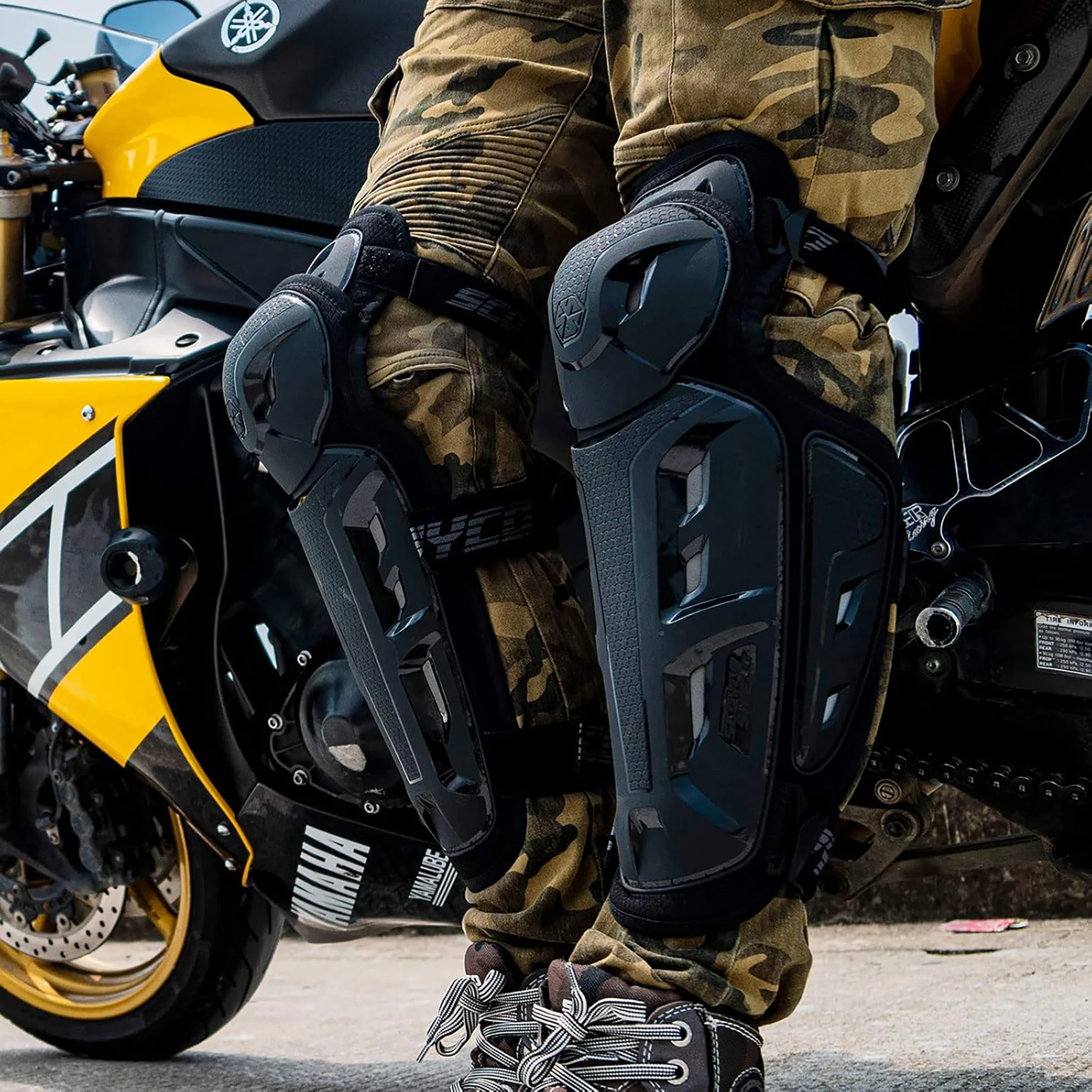 Scoyco Motorcycle Knee Shin Guard Pads for Men Anti-Slip 2 in 1 Protector Adjustable Motocross Knee Protection Armor Racing Prot