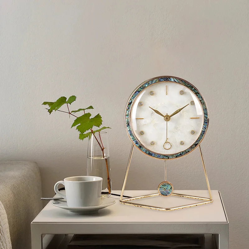 Light luxury shell seat clock, desktop ornament, clock, living room, high-end atmosphere, silent fashion home