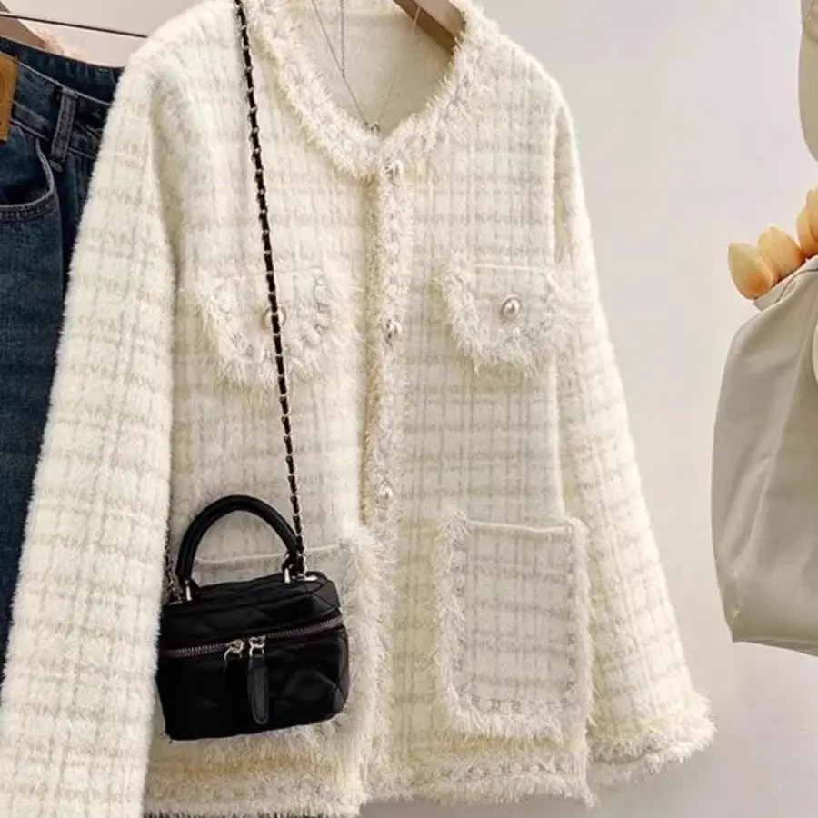 French Casual High-End Feel Chinese Style Buckle Design Small Fragrance Jacket Women's Spring Autumn Sequins Autumn White Jacket