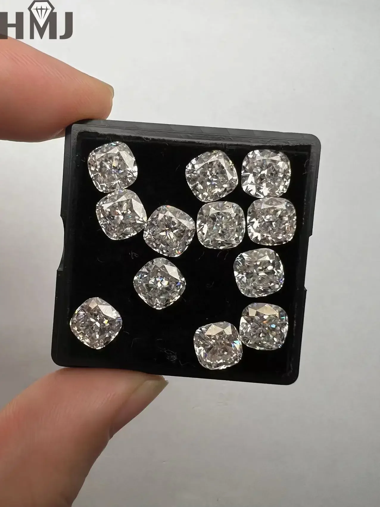 

3EX HMJ Moissanite Stone Crushed Ice Cushion Cut VVS1 D Color Loose Lab Grown Diamond With GRA Certificate Gemstones Wholesale