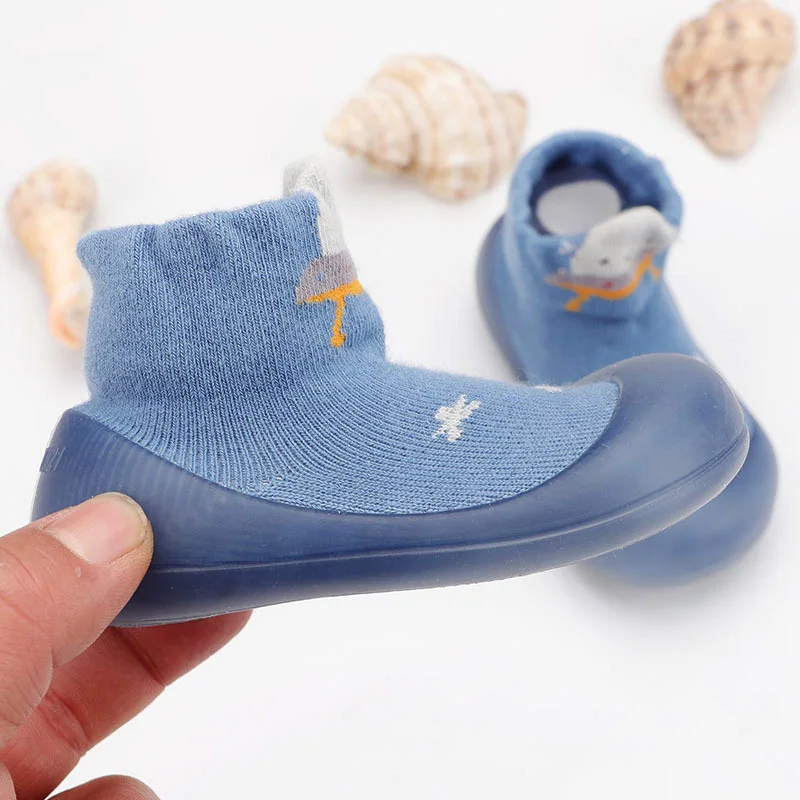 Babysocken, Schuhe für Kinder, Kleinkinder, Lauflernschuhe, Cartoon-Muster, weiche, rutschfeste Sohle, bequeme Gummi-Bodenschuhe für Jungen und Mädchen – Detail 10