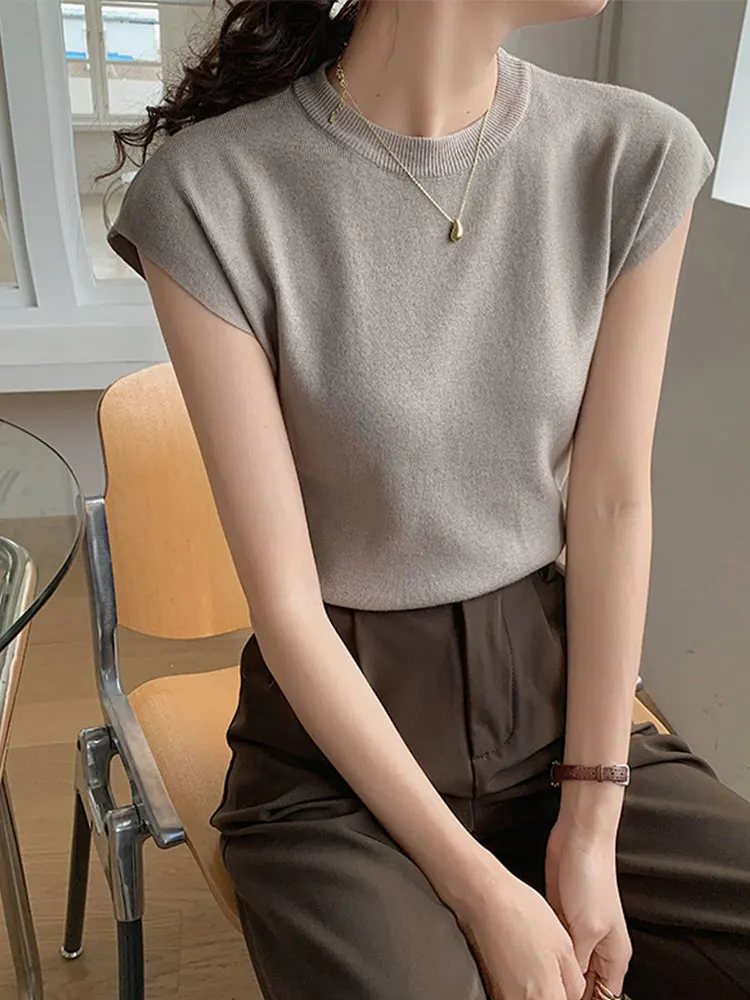 

Корейский трикотажный топ из ледяного шелка для женщин, летняя новинка, укороченный жилет, базовая майка с низким круглым вырезом и рукавами «летучая мышь»