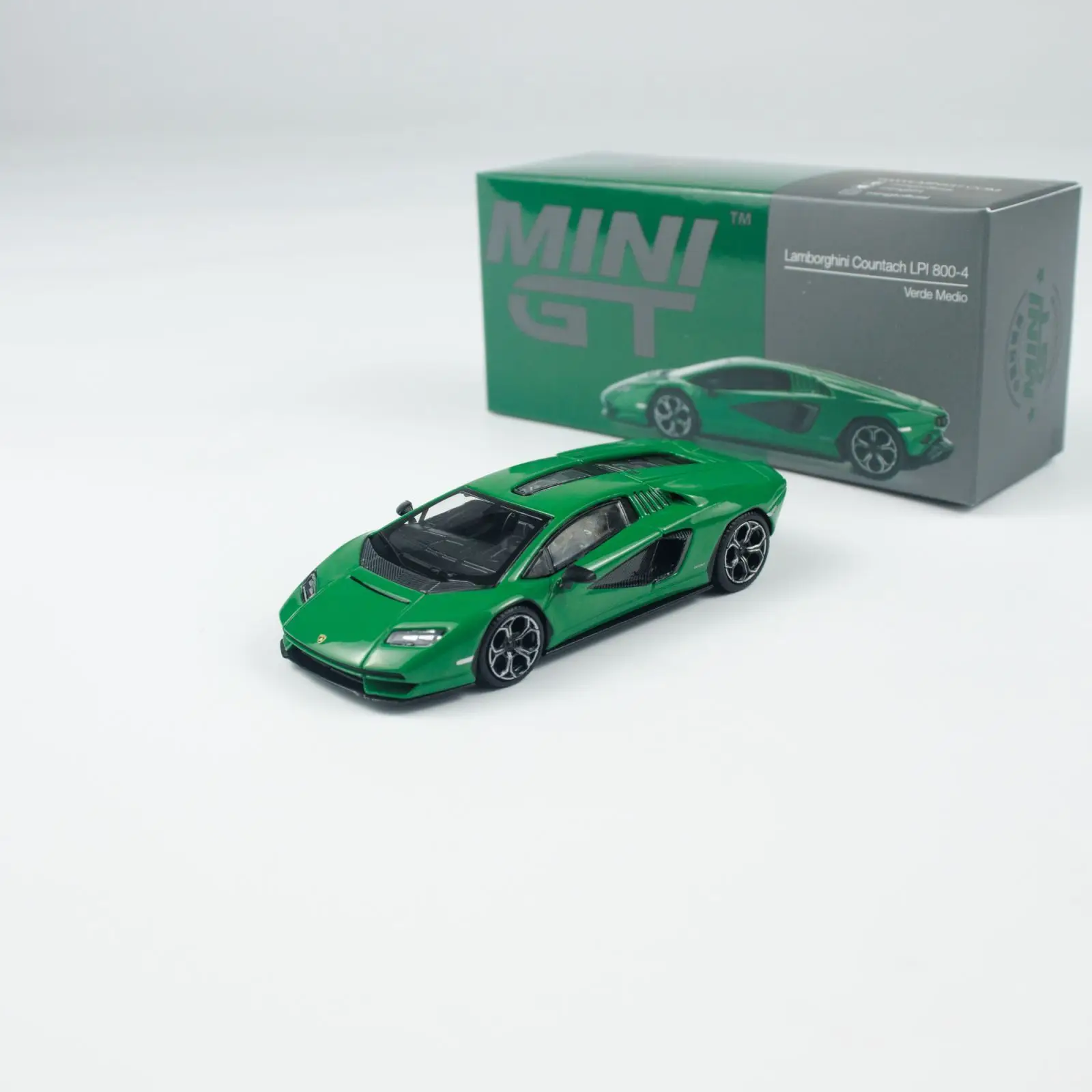 

MINI GT 1:64 #976 Lamborghini Contas Countach LPI 800-4 Mazda RX-7 LB ADVAN painted, alloy car model