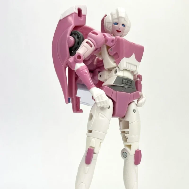 Takara tomy transformadores brinquedos série de estúdio o filme deluxe classe SS86-16 arcee figura de ação de 4,5 polegadas para meninos e meninas