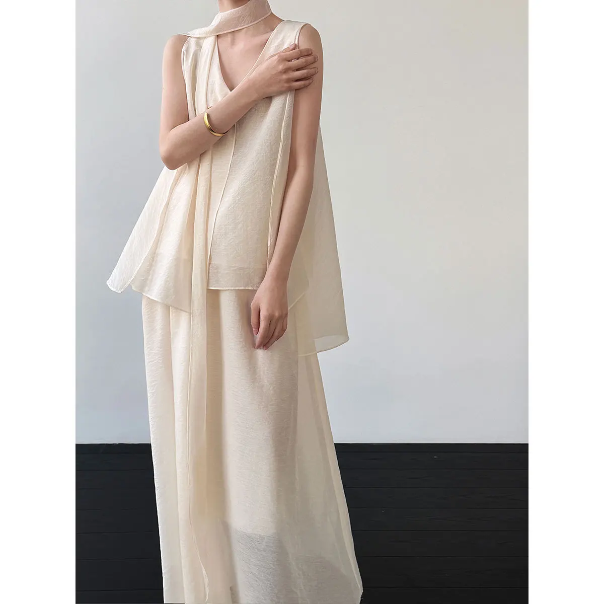 

Women Two-Piece Set Summer Sleeveless Top With Ribbons + Sheer Breathable Elastic Waist Skirt Holiday Style