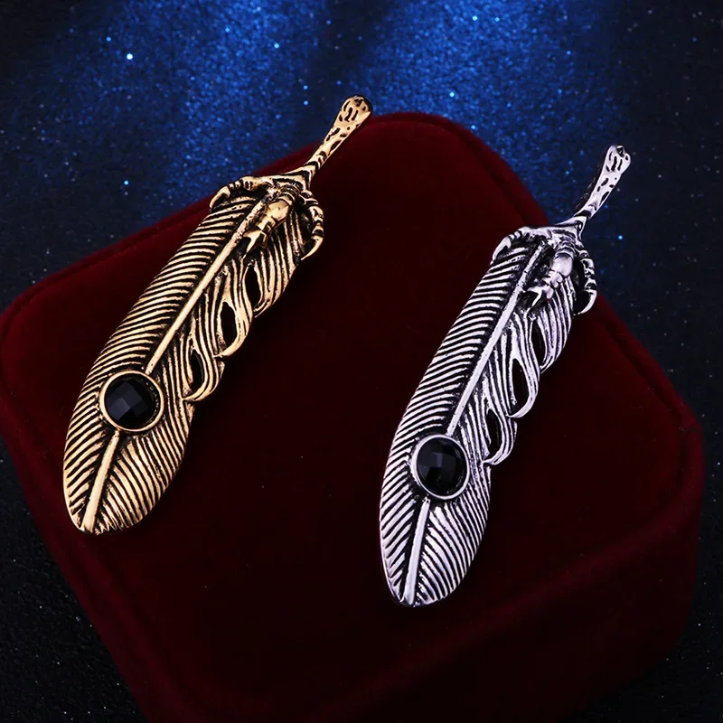 New Vintage Metal Feather Brooch Crystal Leaf Lapel Pin and Brooches Coat Suit Badge Luxury Jewelry for Women Men Accessories