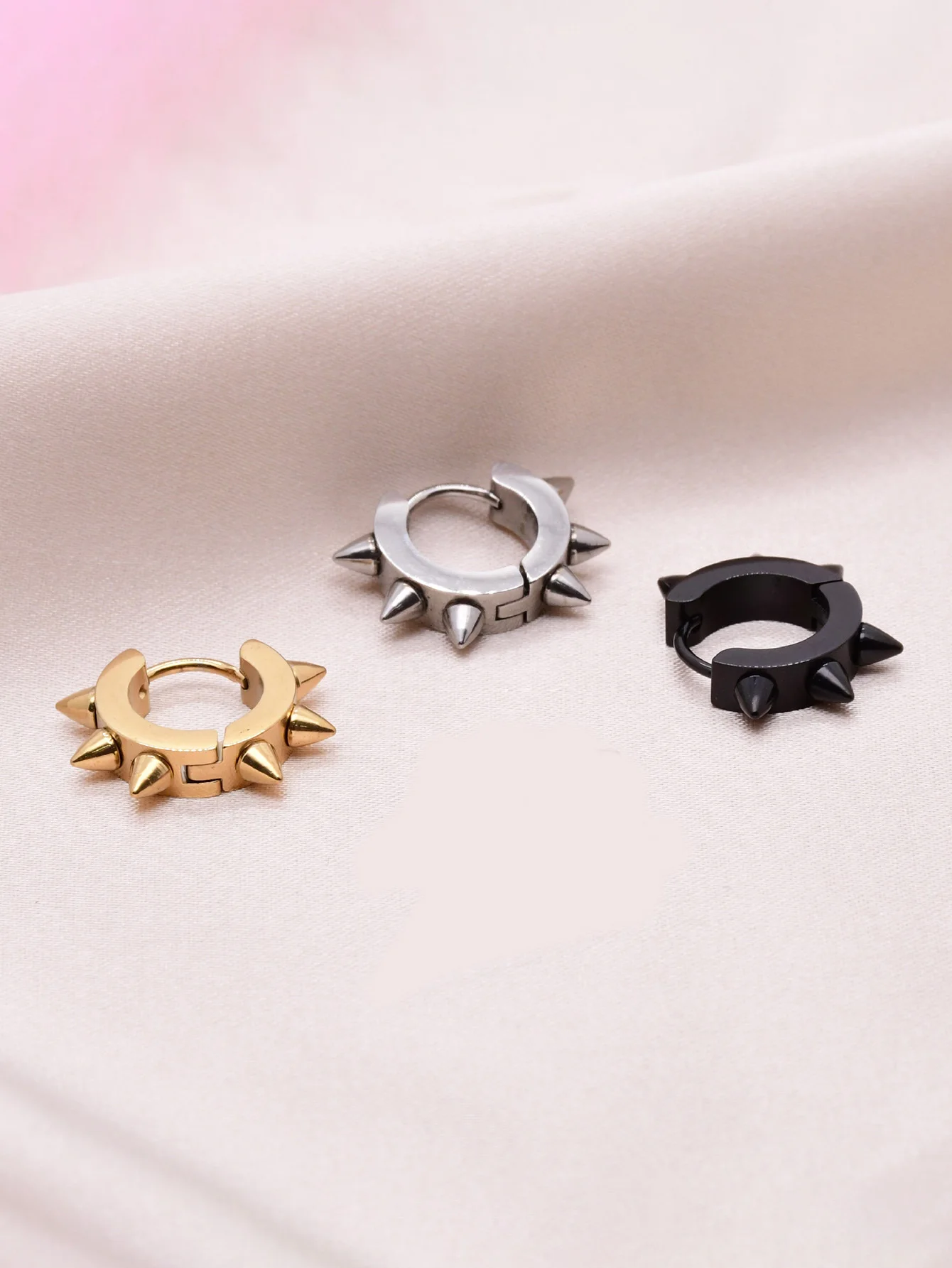 1pc Thorny Rivet Hip Hop Punk Art Style for Women Men Stainless Steel Tragus Cuff Helix Cartilige Clip No Piercing Jewelry