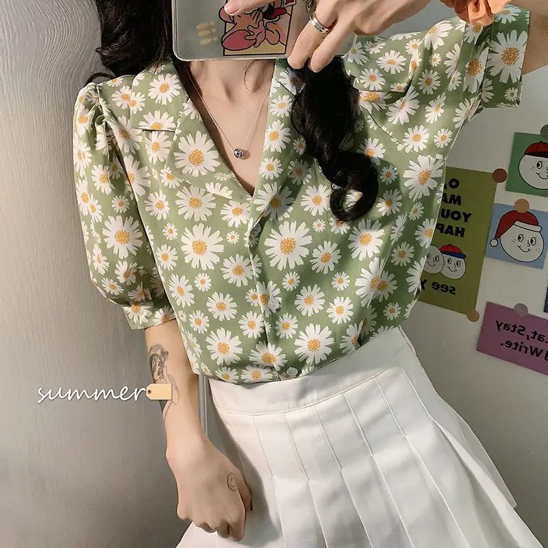 Vintage Floral Top Shirt Summer New V Neck Short Sleeve Loose All-match Youth Blouse Casual Fashion Korean Women Clothing