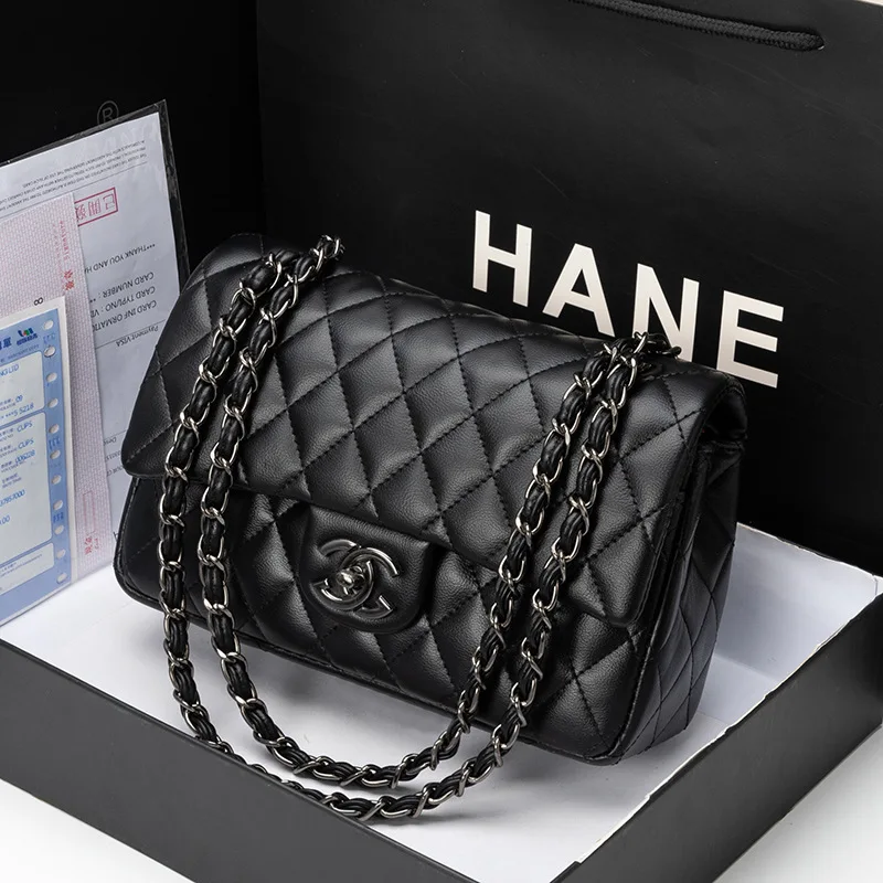 حقيبة سلسلة تحت الإبط حقيبة كتف ماسية جديدة حقيبة نسائية عصرية متعددة الاستخدامات حقيبة كروس كلاسيكية راقية