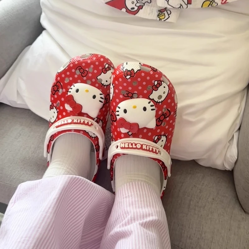 C8-M7 Miniso Hello Kitty Red Stepping On Poop Slippers Leisure Summer Slipper Nonslip Soft Soled Wrap Toe Sandal Holiday Gift ﻿