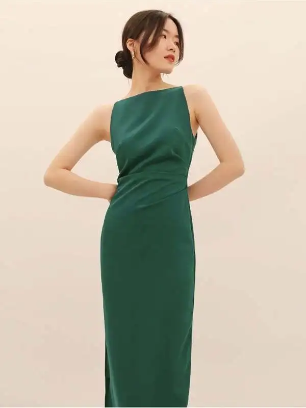 ชุดเดรสทรงเอไลน์ ผ้าโพลีเอสเตอร์ รุ่น Ele Hepburn แบบเปิดไหล่ ผ่าข้าง ความยาวปานกลาง ช่วงเอวจับจีบ ช่วยให้ดูผอมลง ปิดด้วยซิป