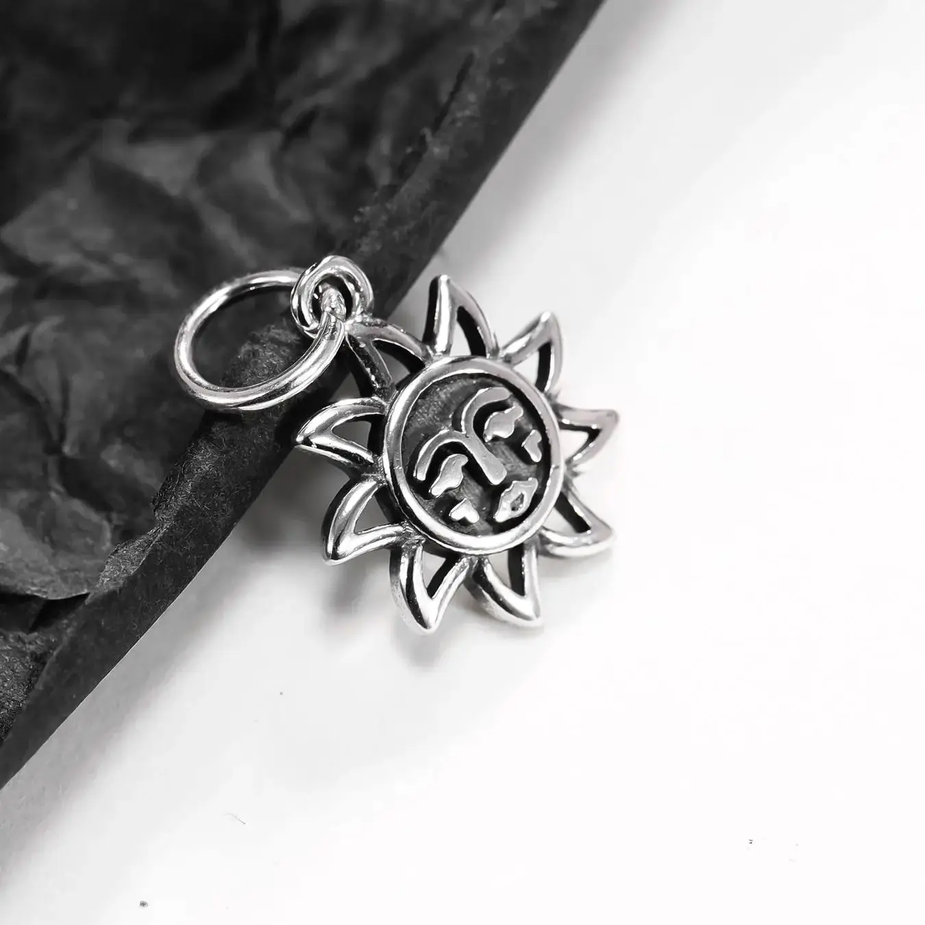

DJ068 authentic 925 sterling silver keychain DIY silver jewelry vintage enamel sunny day pendant
