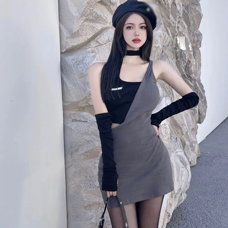 Versione coreana delle ragazze che appendono il collo Hollow Sexy Slim fit abito a maniche lunghe con spalle scoperte vestito attillato estivo Sexy