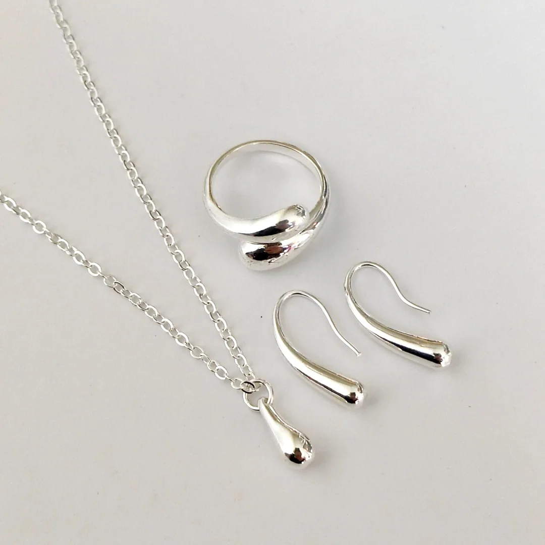 Chic and Fresh Geometric Waterdrop Jewelry Set for Women - Necklace, Earrings, and Ring - Fashion Accessories for Any Occasion