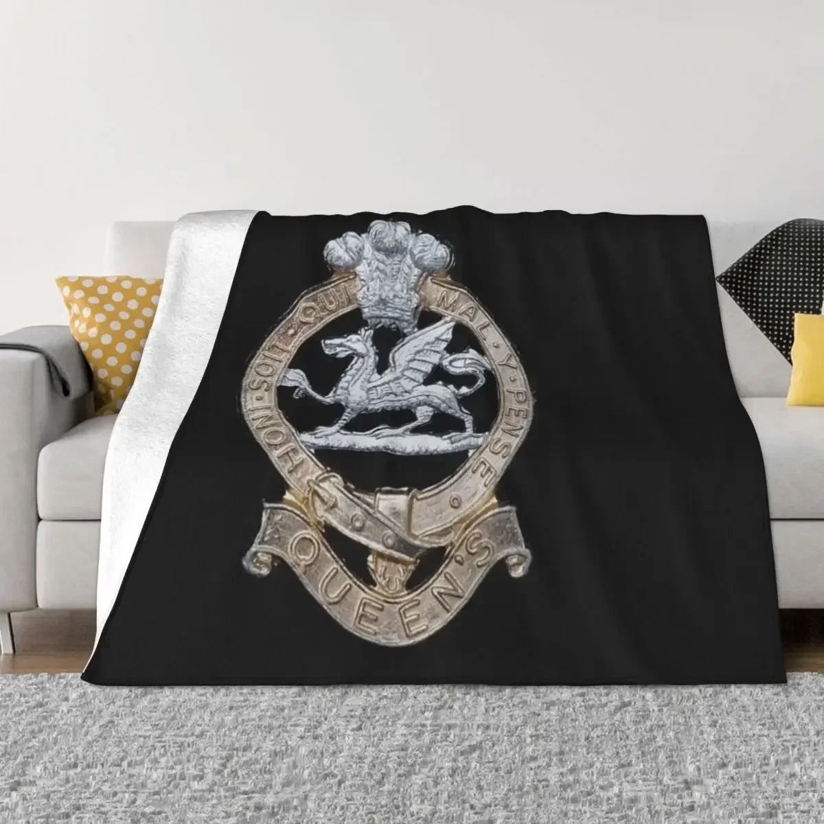 Queens Regiment Cap Badge picture Throw Blanket Summer Beddings Camping Multi-Purpose Blankets