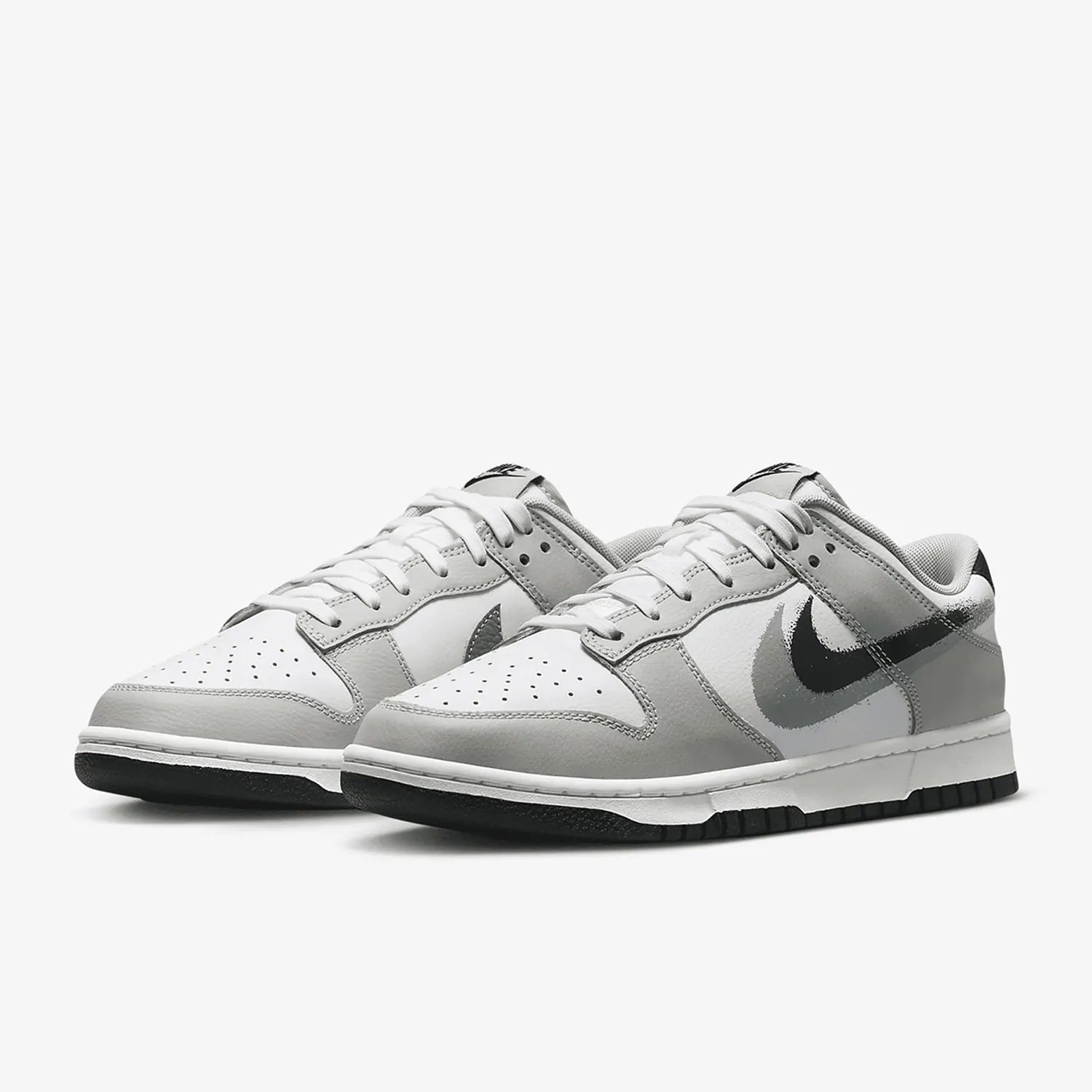 

Nike genuine Dunk men's and women's low cut lace up sports and leisure board shoes FD0661-100
