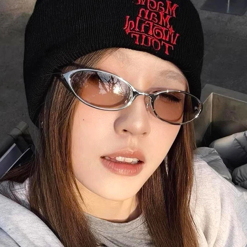 

2026 New Fashion Cat Glasses Metal Small Elliptical Sunglasses Women's Small Frame Luxury Women Shades UV400 Hot Selling