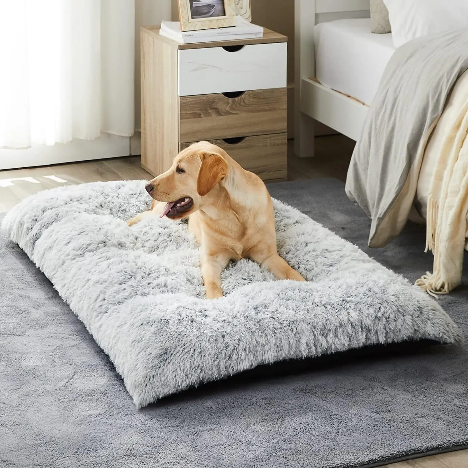 

Large Dog Bed, Plush Cozy Kennel Pad with Anti-Slip Bottom for Anxiety Relief and Comfort, Washable Grey Pet Mat