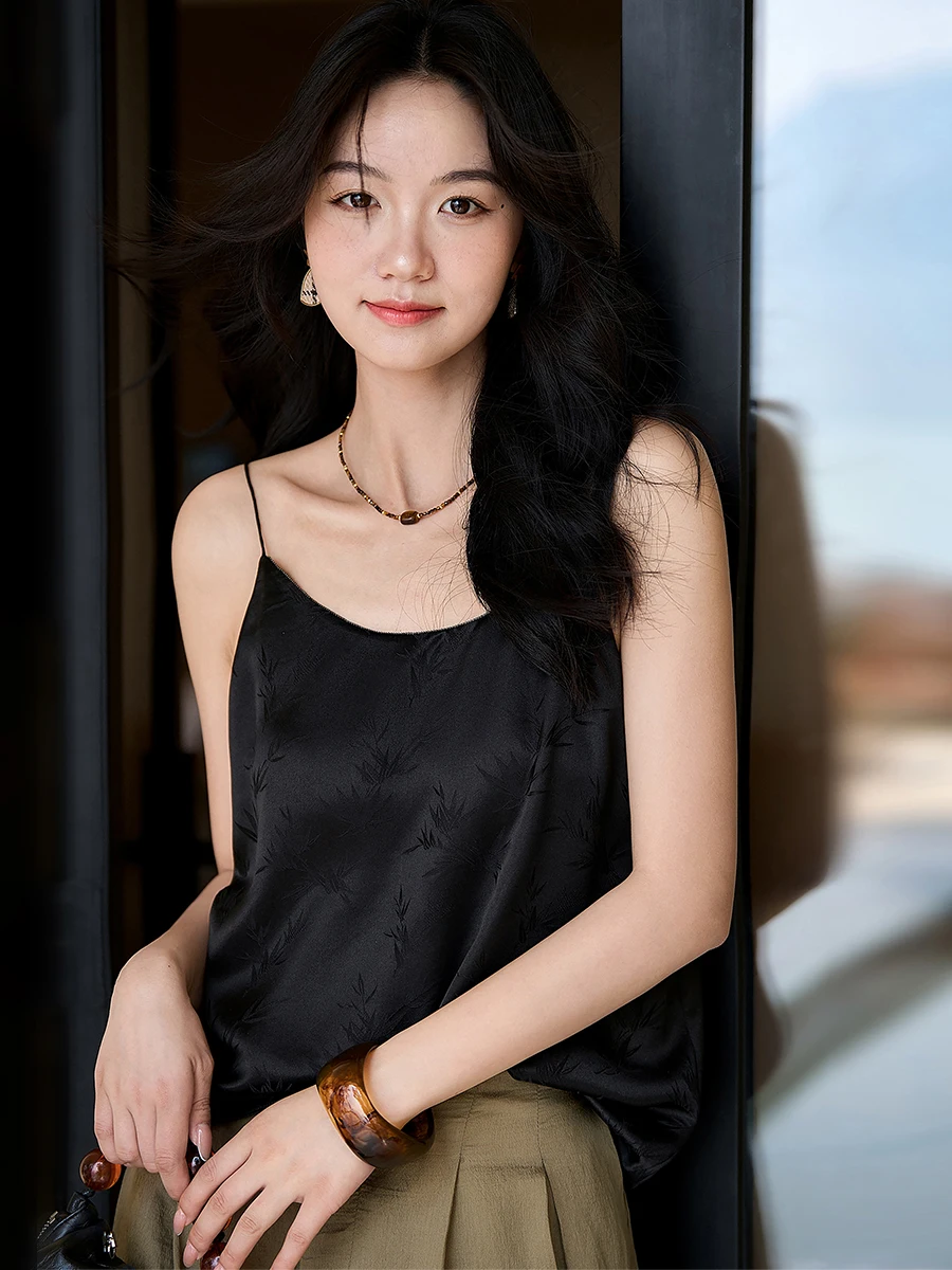 XiaoHanGe Bamboo Leaf Embroidery Silk Blend Camisole Women's Fashionable Commute Style round Neck Inner Wear Top