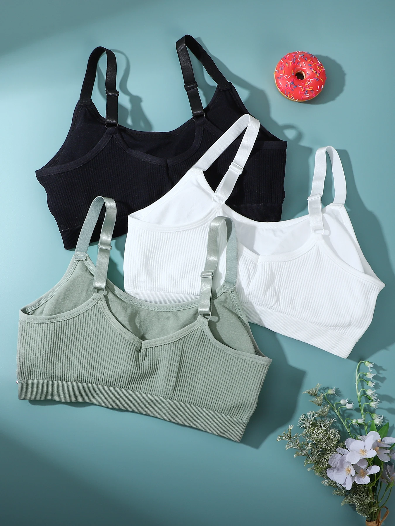 3-Pack - Women's Sports Bra - Cross Style - Fits Body Curves - Removable Cups - No Steel Ring Design to Reduce Chest Compression - Three-Color Set - Meets Different Style Preferences - Reduces Shaking, Suitable for Running, Yoga and Other Sports Scenes