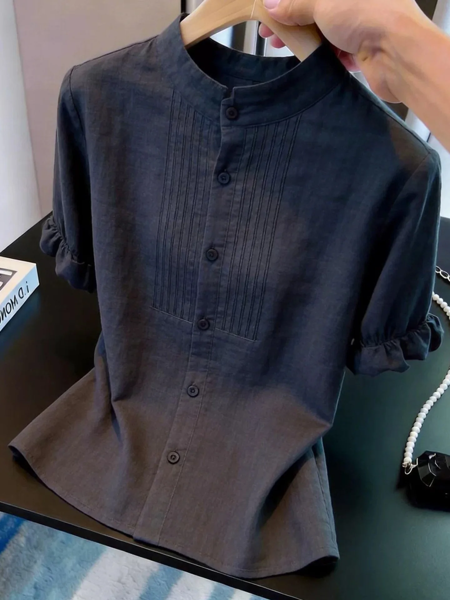 

Chic Single-Button Short-Sleeve Commuter Shirt for Women Summer 2026 Fashionable Korean Style Loose Fit Color Poet Lin