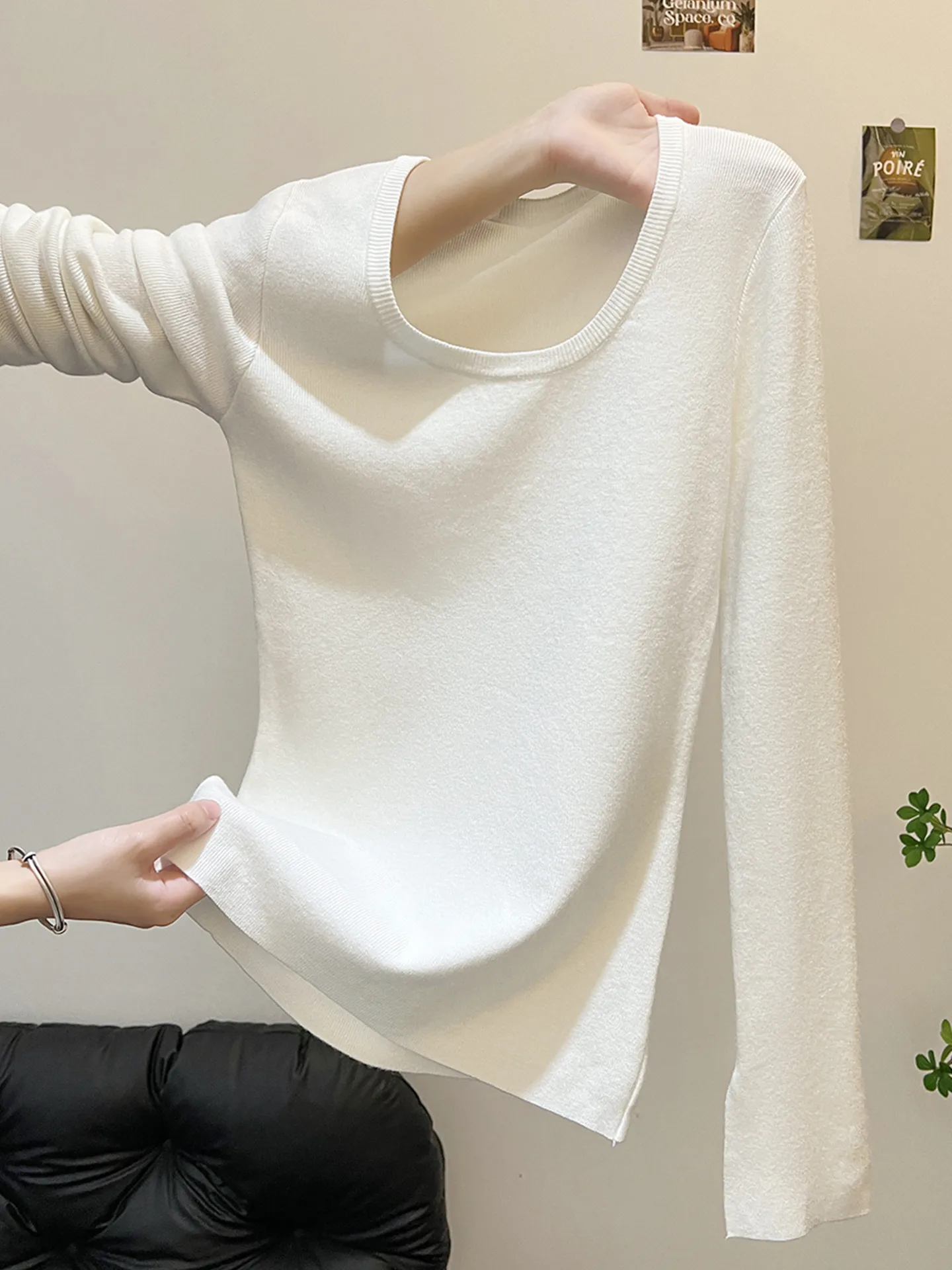 

Pullovers Womens Long Sleeve Top Cotton Foamy Airy Lightweight Floating Drifting Soaring Spring Valuable Esteemed Respected 2026
