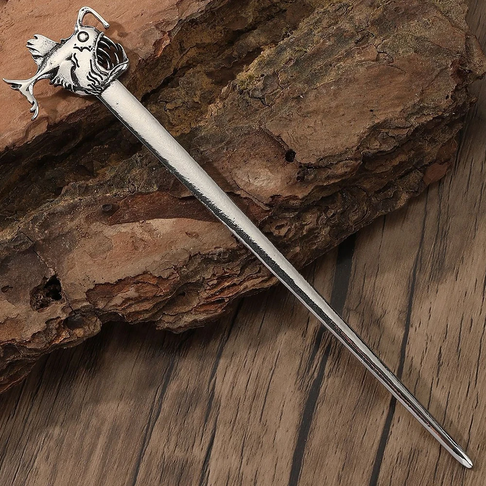 1pc Punk Viking Style Shark Shaped Cool Women Alloy Hairpin Niche Design Personalized Halloween Party Fashion Matching Headwear view 4